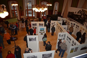Bilder und Film der Ausstellung und Vernissage